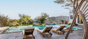 Villa Elissaios Skopelos Luxury