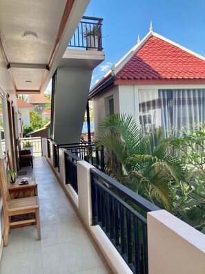 Deluxe Double Room, 1 King Bed, Non Smoking, Pool View | Garden view - Lotus Haven Villa  (Siem Reap)