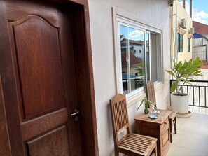 Economy tweepersoonskamer, uitzicht op binnenplaats | Uitzicht vanaf balkon