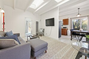 Smart TV, biblioteca musical