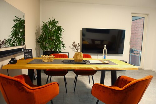 Neu sanierte Ferienwohnung in Duisburg Süd - Nähe Messe und Flughafen Düsseldorf