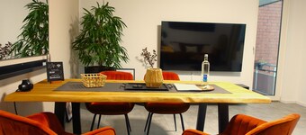 Newly renovated vacation apartment in Duisburg South - near the trade fair and Düsseldorf Airport