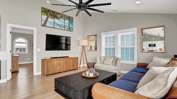 Smart TV, books, stereo