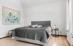 2 bedrooms, travel crib, free WiFi - Gorgeous home in Padborg with WiFi (Padborg)