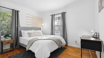 3 habitaciones, escritorio, tabla de planchar con plancha y wifi gratis