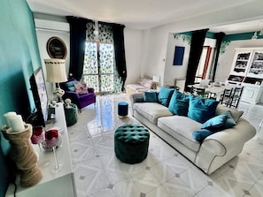 Smart TV, printers - Home of the Sun & Colors, Wi-Fi, AC, Smart TV, 10 min from Syracusa (Floridia)