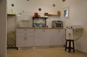 Mikrobølgeovn, ovn og kokeplater