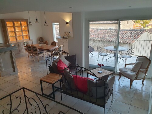 Charmant Appartement  duplex dans maison de village au cœur de la Provence 160m2