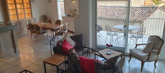 Charming duplex apartment in the heart of Provence 160m2