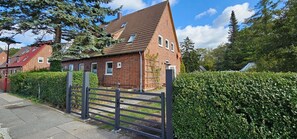 Imagen sin descripción, 2 de 16, botón