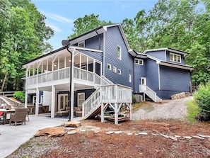Exterior - Georgia Lakeside Getaway w/ Private Pool (Flowery Branch)