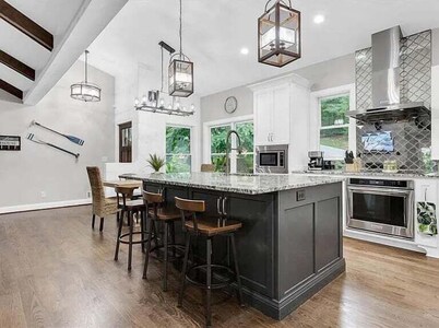 Georgia Lakeside Getaway w/ Private Pool