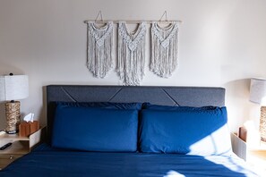4 bedrooms, desk, iron/ironing board, travel cot