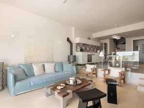 Villa Superior - 4 sovrum - privat pool - havsutsikt | Eget kök | Stort kylskåp, ugn, spishäll och diskmaskin
