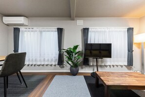 Televisión de pantalla plana