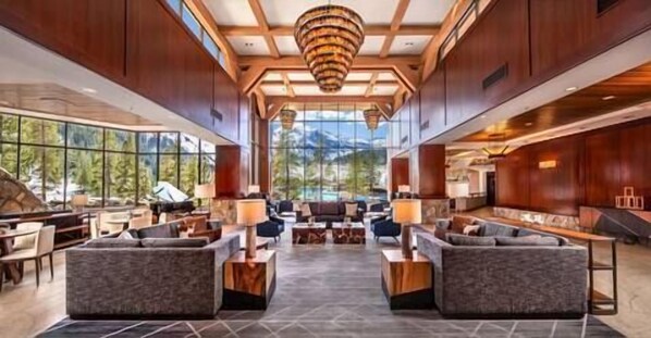 Lobby - Cozy 1-BR Fireplace Suite in Olympic Valley at Everline Resort on the 4th Floor! (Olymic Valley)