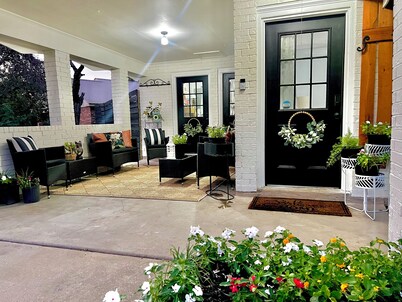 Newly Renovated Charming 3-bedroom house in Marksville - Sleeps 10