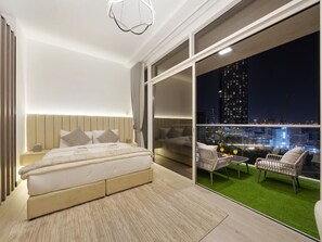 1 soveværelse, skrivebord, strygejern/strygebræt, weekendseng