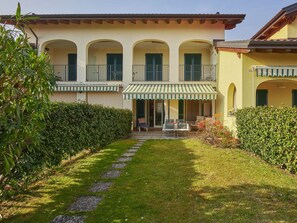 Exterior - Beautiful apartment for 2 guests with WIFI, pool, balcony and pets allowed (Gravedona)