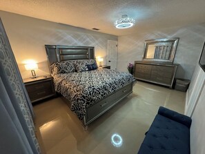 4 bedrooms, iron/ironing board, travel cot, WiFi
