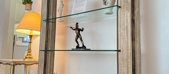 Keystone Country Home- Charming 3-bedroom farmhouse nestled in the hills of PA 