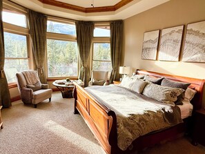 6 chambres, fer et planche à repasser, Wi-Fi, draps fournis