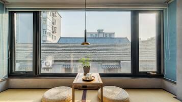 Comfort Room | Terrace/patio