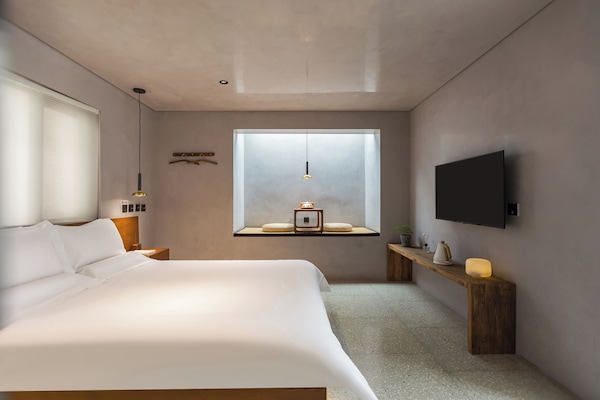 City Room | Individually decorated, desk, laptop workspace, blackout drapes