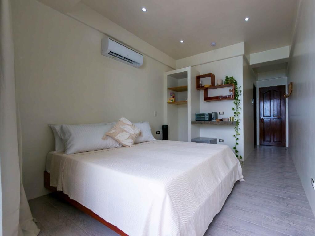 Standard-huone, parveke, rantanäköala | Ilmainen Wi-Fi