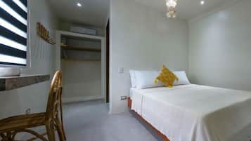 Habitación estándar | Tabla de planchar con plancha, wifi gratis y ropa de cama