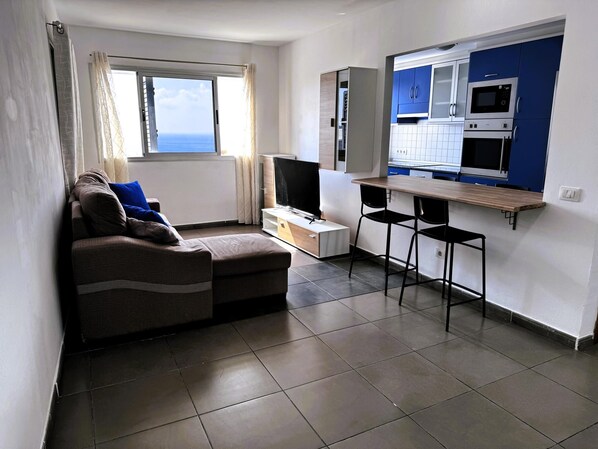 TV - Vivelorural comfy apartment wifi & beach -Gáldar (Gáldar)