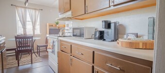 Cozy 3bdrm KING-SIZE bed, Great location, 1 mile from FSU stadium