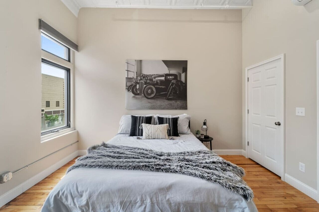 2 habitaciones, tabla de planchar con plancha, wifi y ropa de cama 