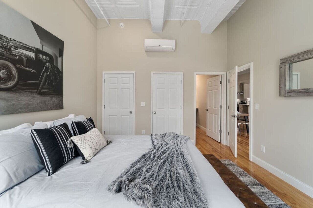 2 makuuhuonetta, silitysrauta/-lauta, Wi-Fi, vuodevaatteet