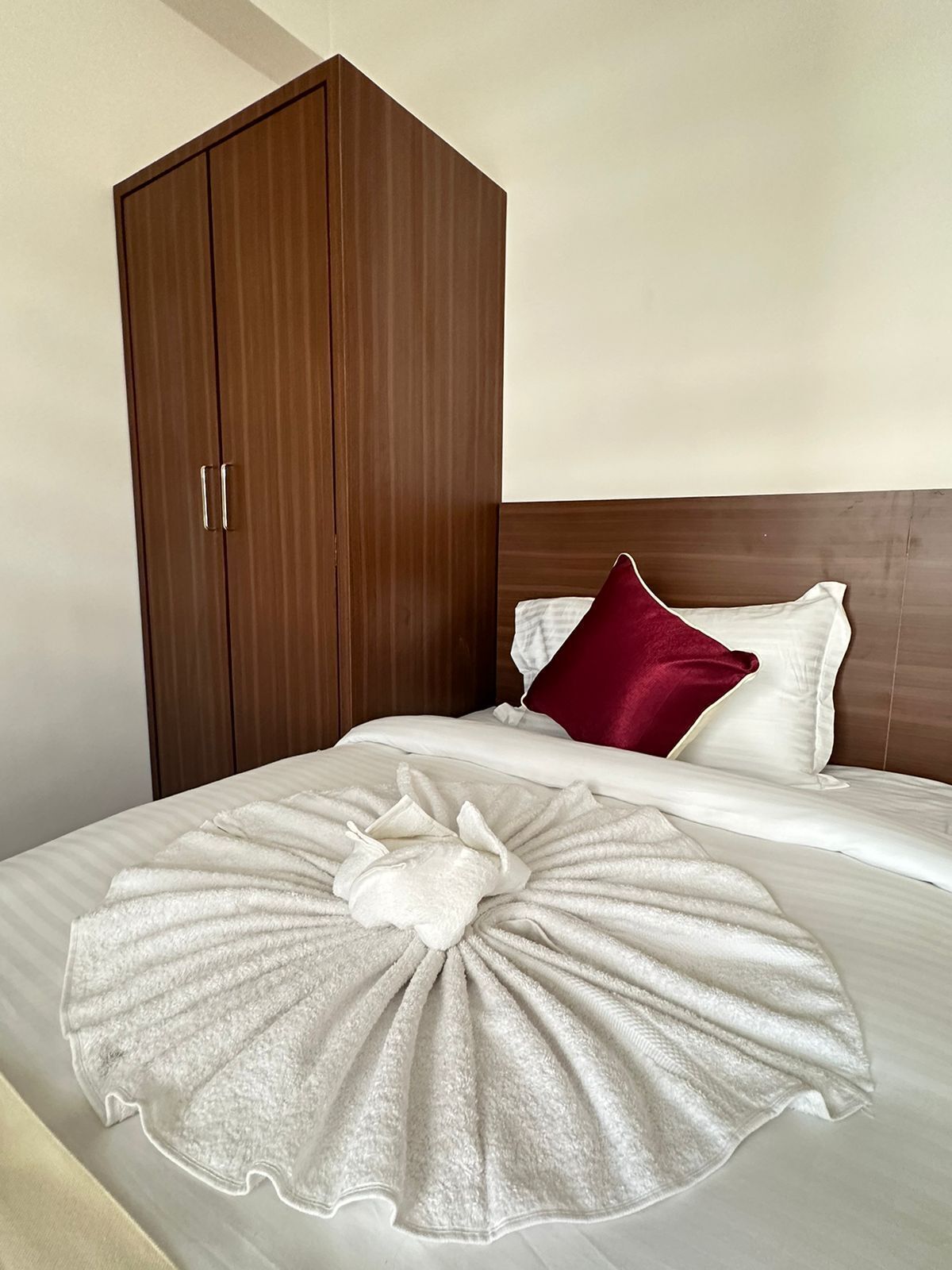 標準雙人房, 露台, 城市景 | 防敏寢具、隔音、免費 Wi-Fi、床單