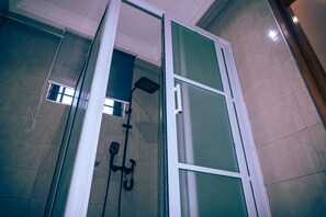 Håndklæder, Sæbe, Toiletpapir