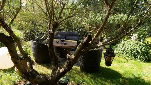 Fully self-contained apartment with large garden