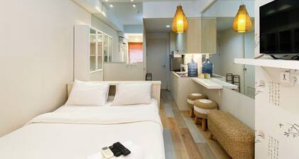 Comfort and Nice Studio Room Patraland Urbano Apartment