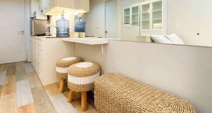 Comfort and Nice Studio Room Patraland Urbano Apartment