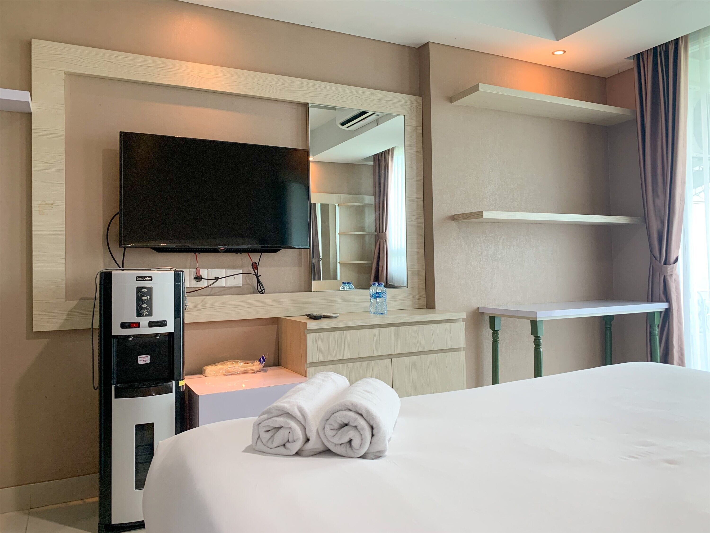 Deluxe Studio (kingbed) | Bed sheets