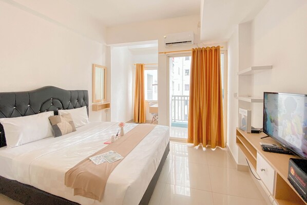 Deluxe Studio (queenbed) | Bed sheets