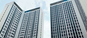 Relaxing 2BR at Pollux Chadstone Apartment