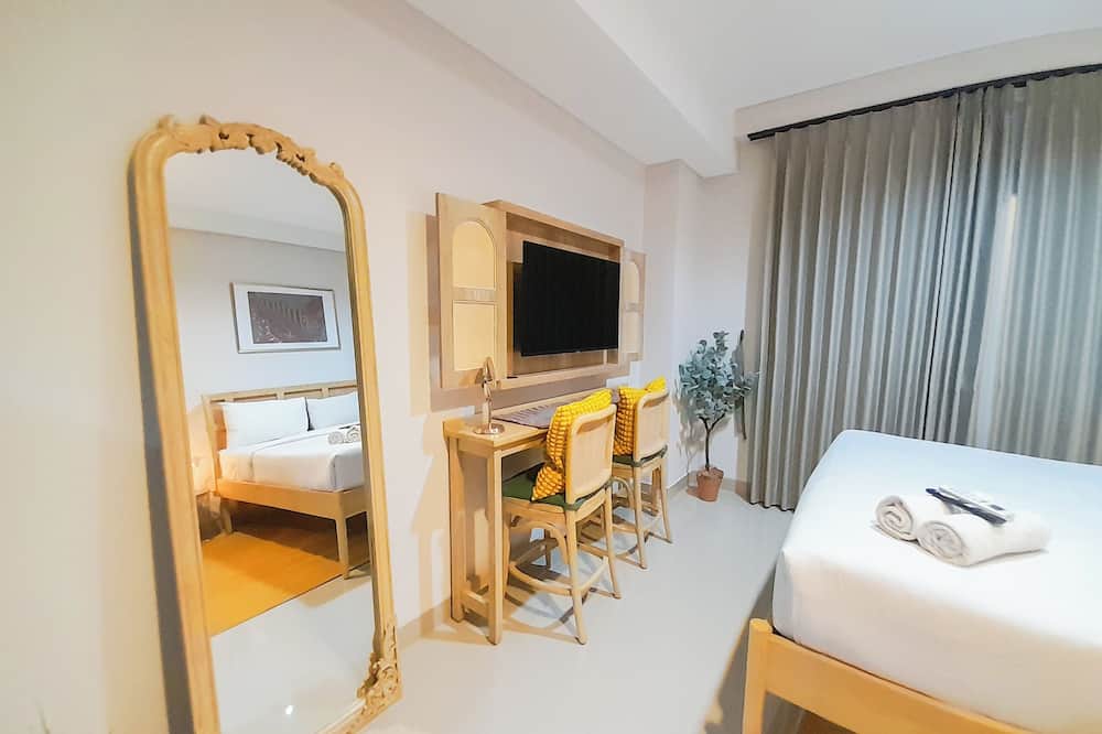 Comfortable Studio at Patraland Amarta Apartment