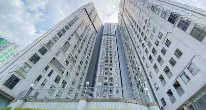 Homey and Modern 2BR Apartment at Royal Olive Residence