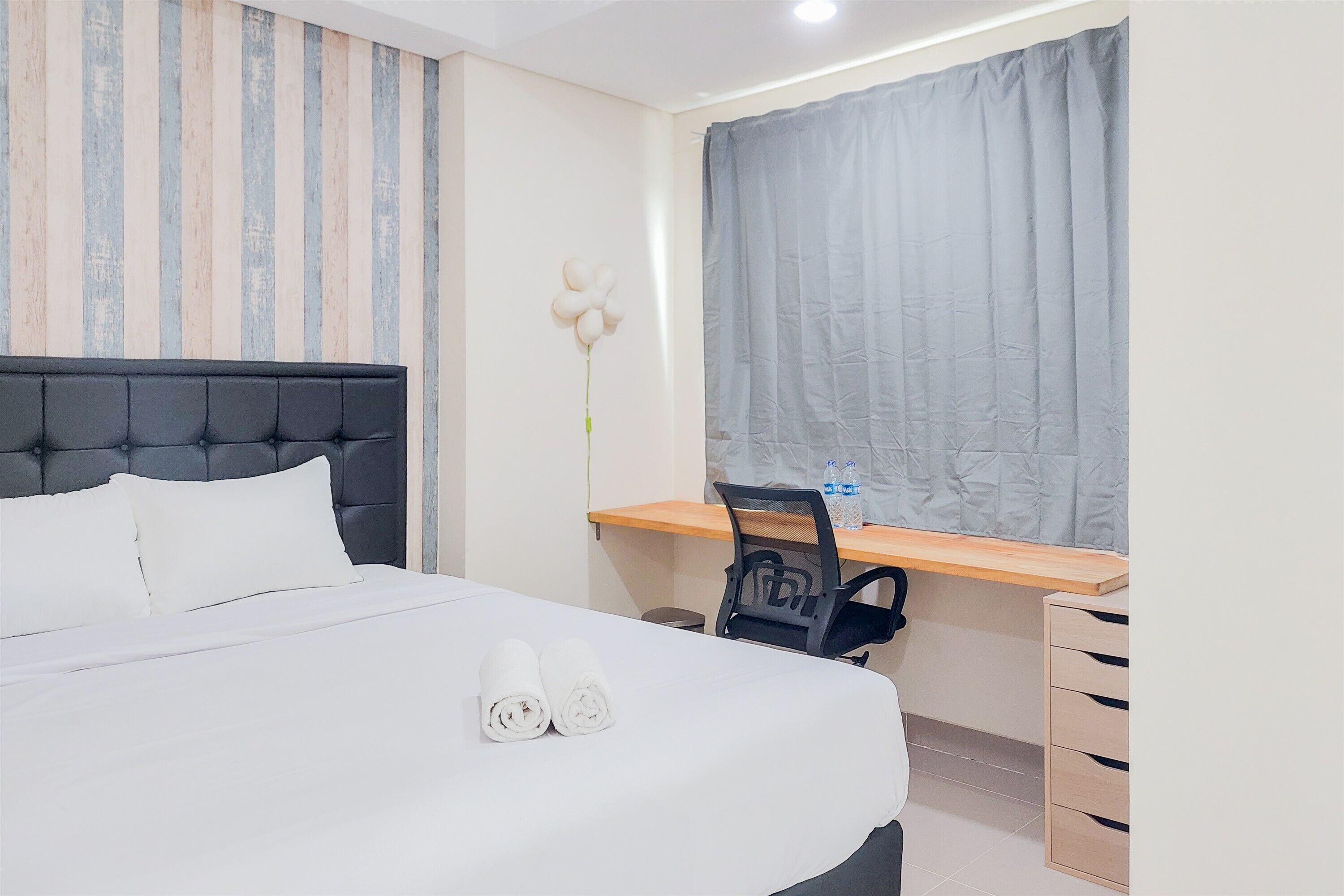 Studio Deluks (kingbed) | Seprai linen