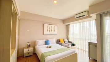 Deluxe Studio (queenbed) | Bed sheets