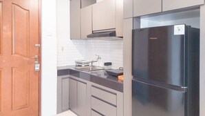 Ảnh chưa phân loại, 4 trong số 18 ảnh, nút