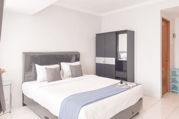 Compact And Homey Studio At Great Western Resort Apartment - Jakarta