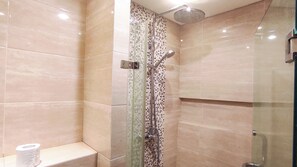 Bathroom - Premium and Restful 3BR in City Center at Kondominium Regensi Apartment (Surabaya)