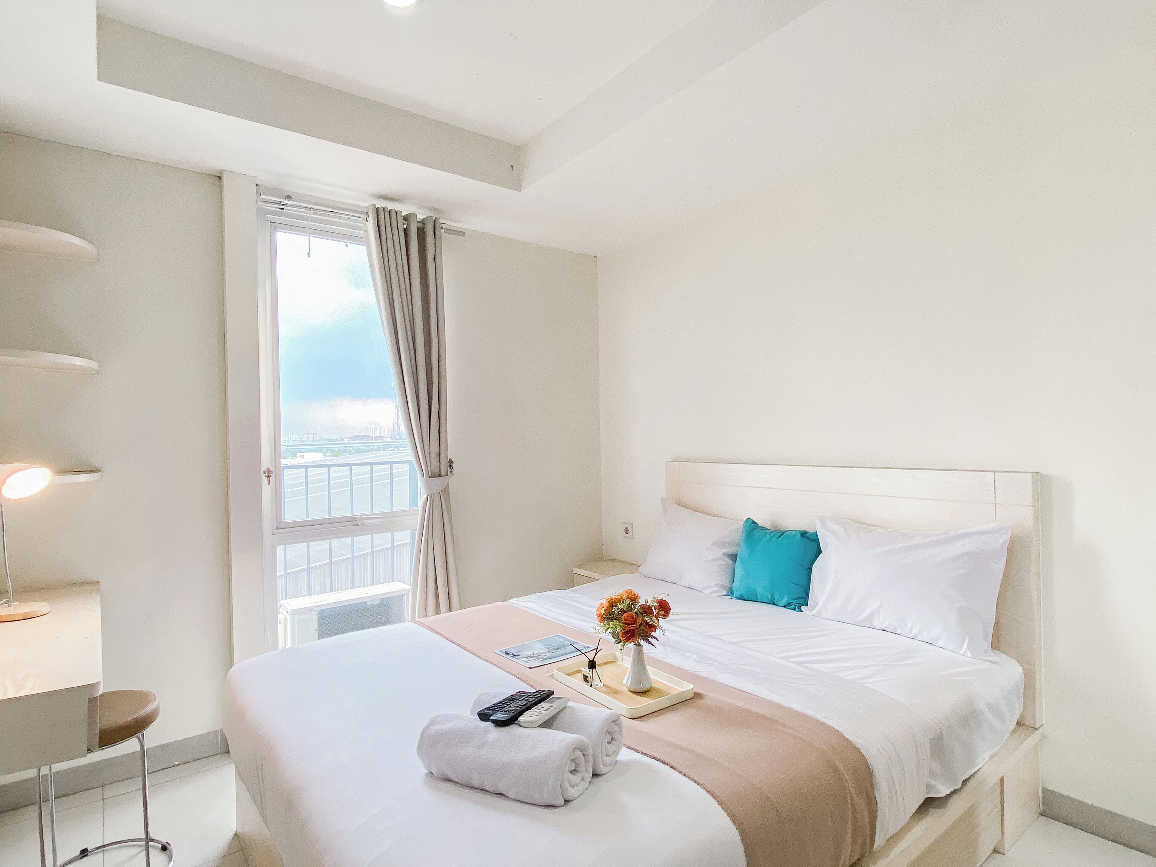 Deluxe Studio (queenbed) | Bed sheets